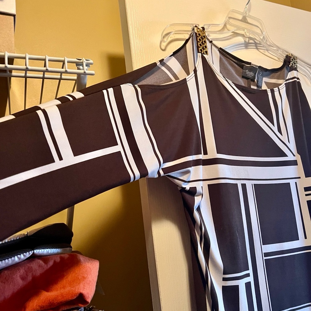 Chico’s cold shoulder tunic